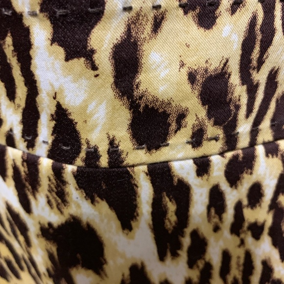 NWT size 6 T Tahari Animal Print Tracy Pencil Skirt - Picture 6 of 9